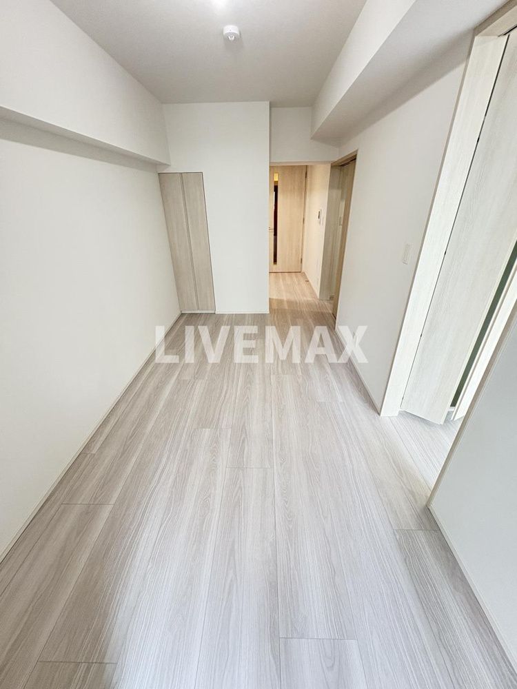 居室・リビング　別号室参考写真