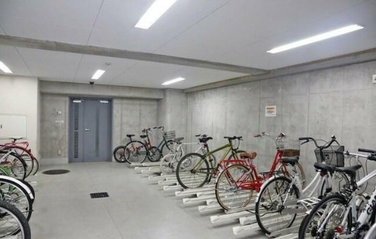 駐車場　駐輪場