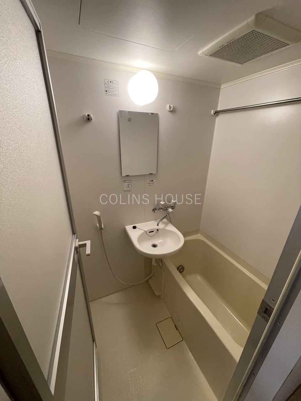 バス・シャワールーム　別部屋画像