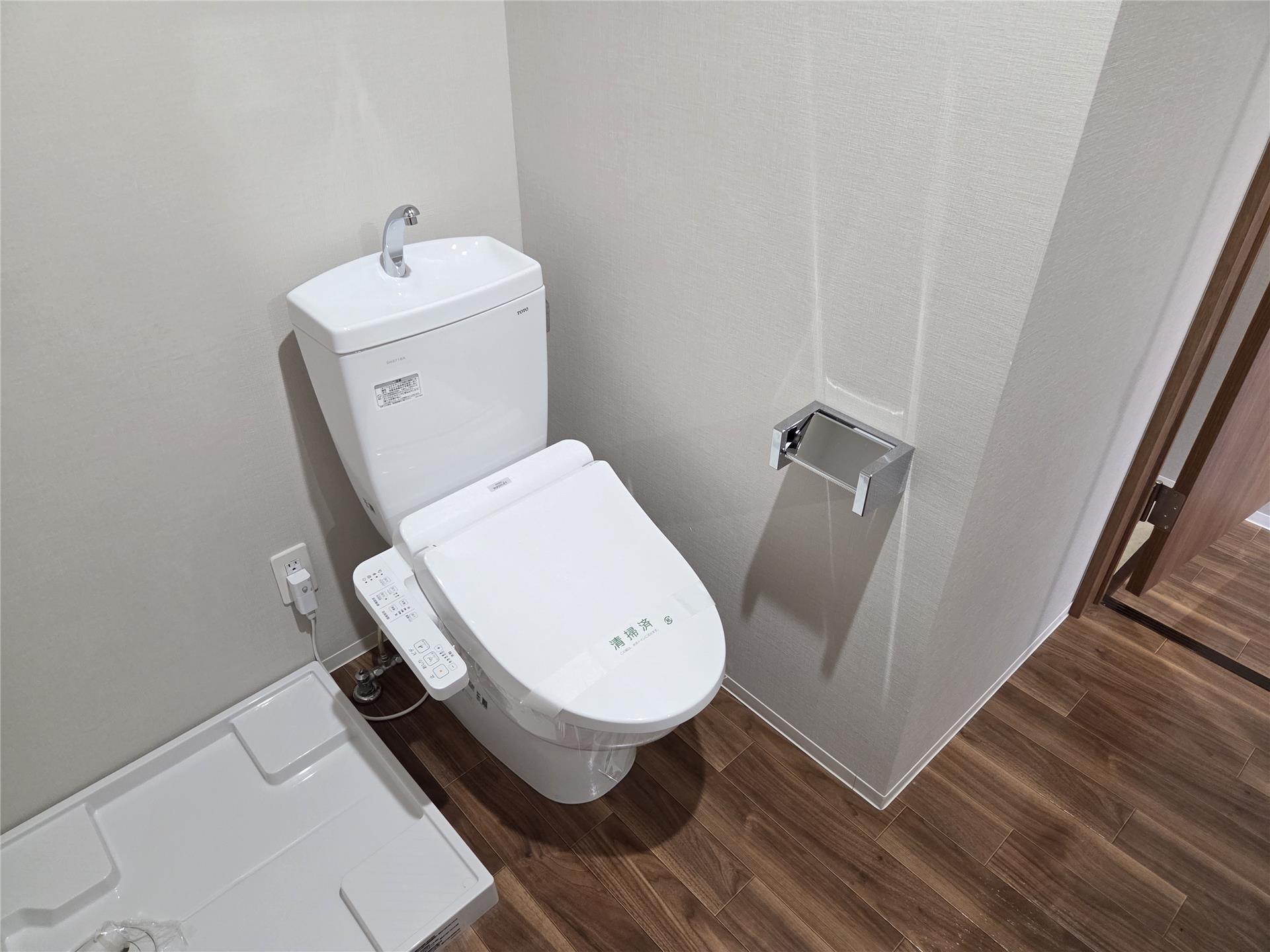 トイレ　ウォシュレット付きの洋式トイレ♪