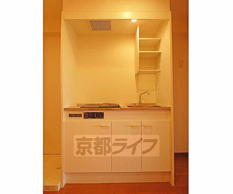 キッチン　キッチンです。