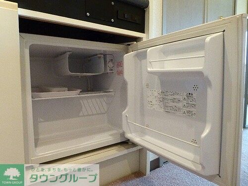 その他設備　ミニ冷蔵庫（備付）