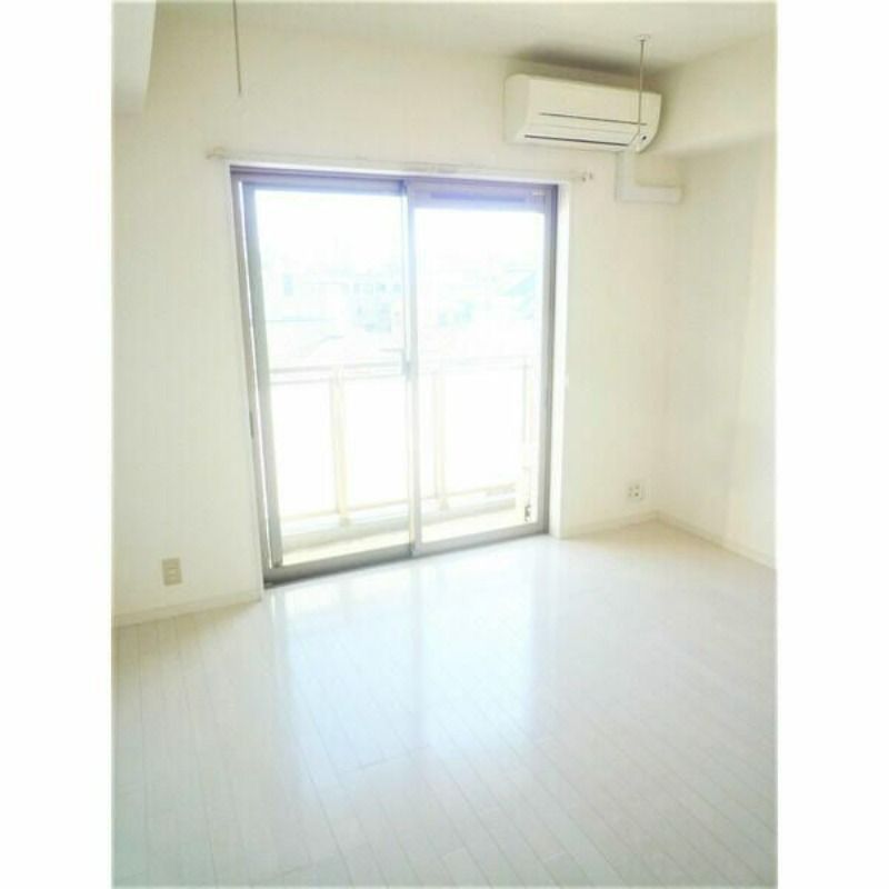 居室・リビング　アロッジオ K