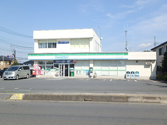 コンビニ　ファミリーマート（コンビニ）まで453m