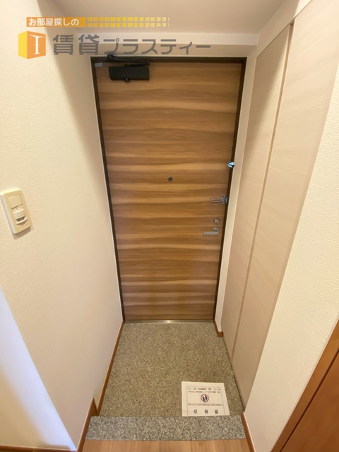 玄関　シューズボックス付いてます