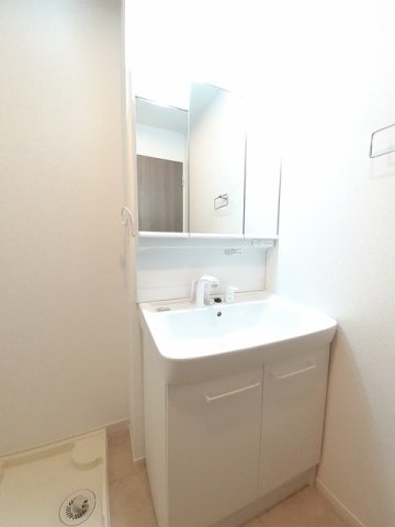 洗面設備　広い洗面スペース