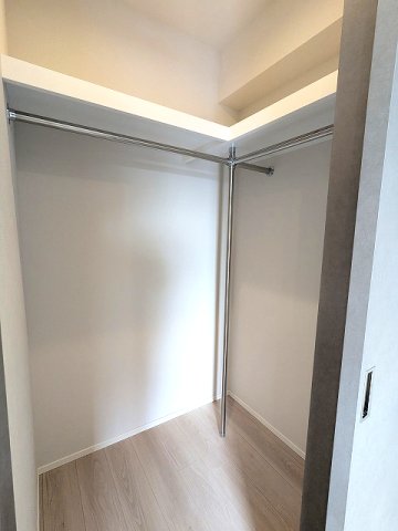 収納　ウォークインクローゼットです