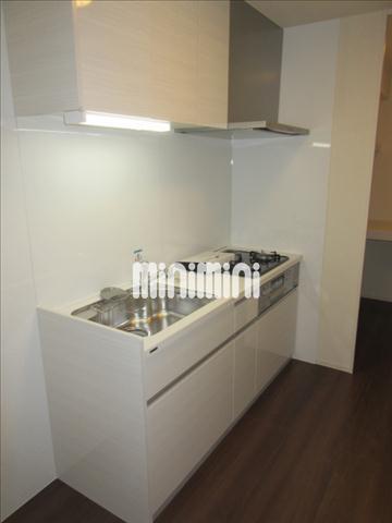 キッチン　システムキッチン完備です。