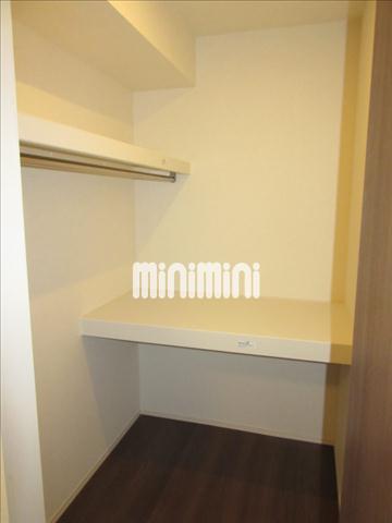 収納　たくさん収納できるウォークインクローゼット