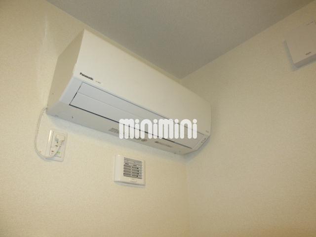 その他設備　居室のエアコンは設備です