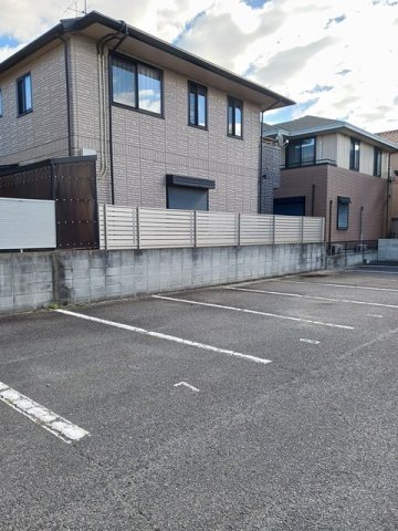 駐車場　駐車場完備です