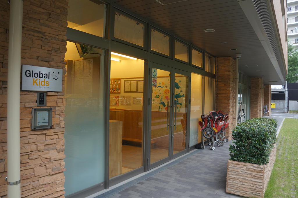 幼稚園・保育園　グローバルキッズ浜町園（幼稚園・保育園）まで216m
