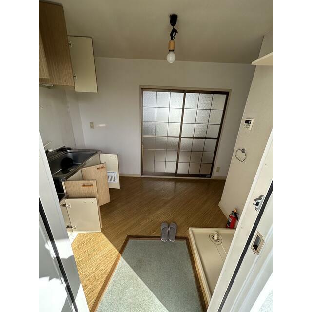 キッチン　キッチン台ガスコンロ残置物有