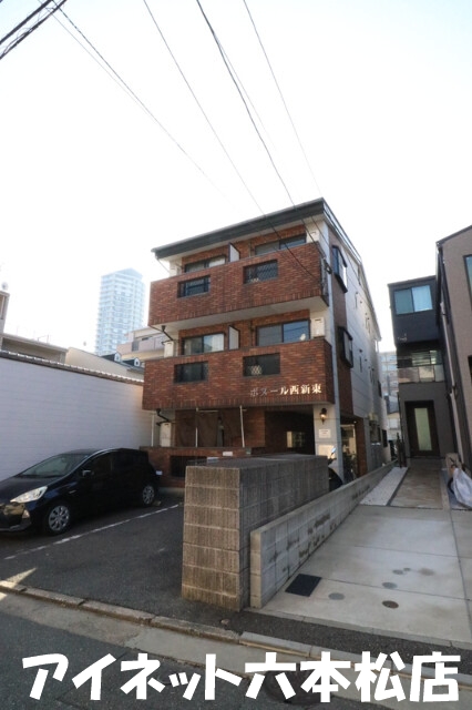 建物外観　人気の角部屋1K物件です！