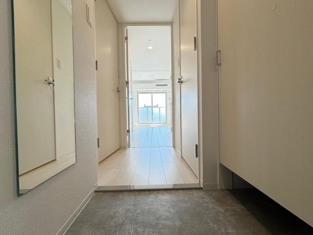 玄関　詳細は、RISUMO江坂本店までお問合せください♪