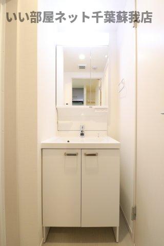 洗面設備　朝の準備に活躍する、洗髪洗面化粧台！