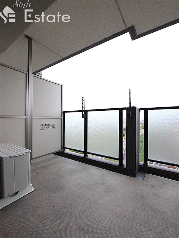 バルコニー　バルコニー