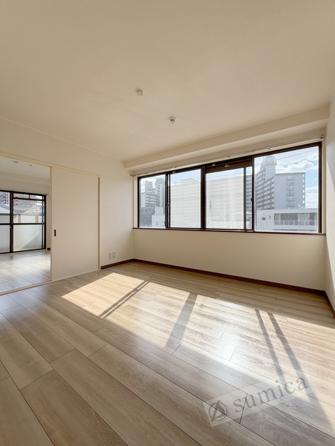 居室・リビング　扉を開ければこの解放感＾０＾さぁどう使いましょうか。。。