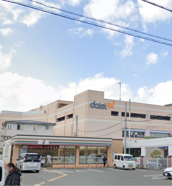 コンビニ　セブンイレブン東大阪西岩田3丁目店（コンビニ）まで648m