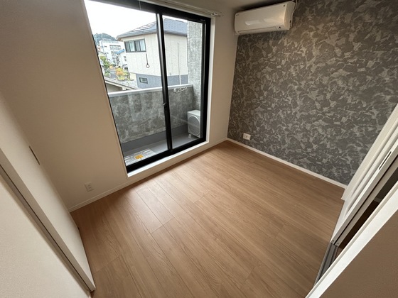 居室・リビング　※別部屋の写真です