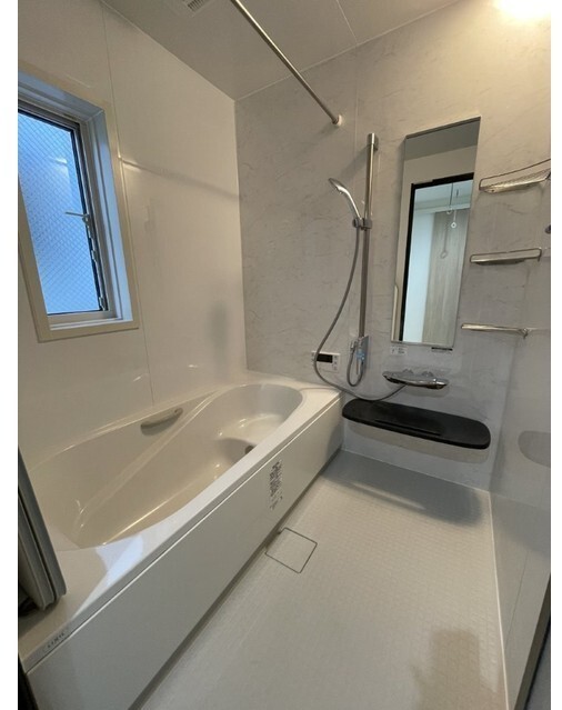 バス・シャワールーム　日々の疲れを癒すお風呂です♪