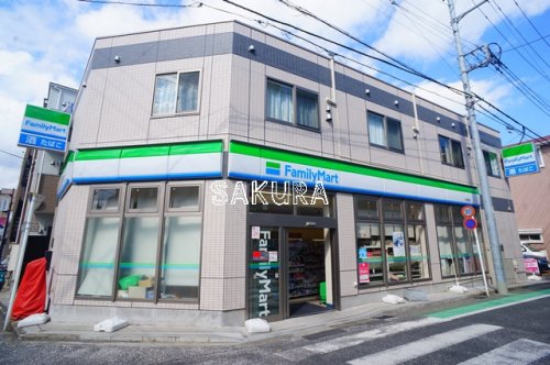 コンビニ　ファミリーマート 大曽根店（コンビニ）まで649m