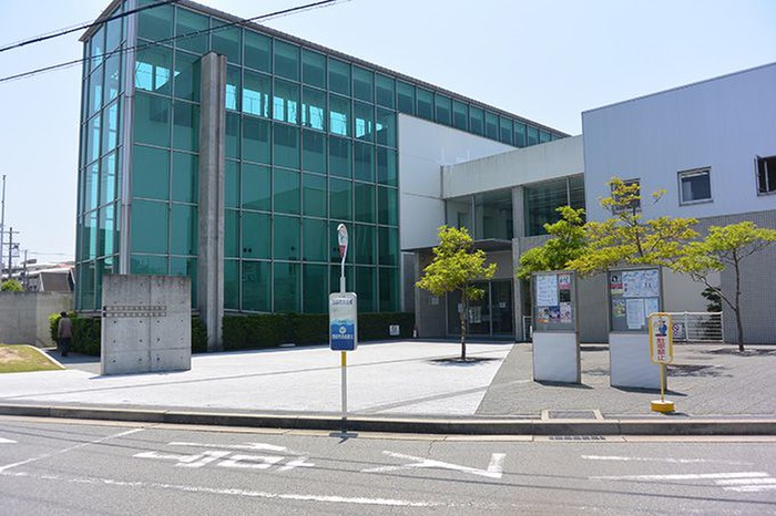 図書館　西部（図書館）まで1600m