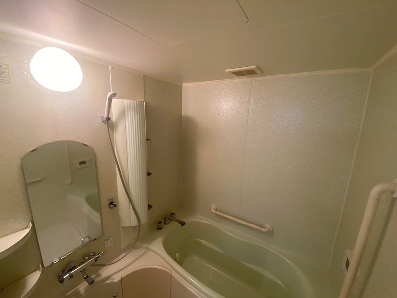 バス・シャワールーム　別部屋参考写真