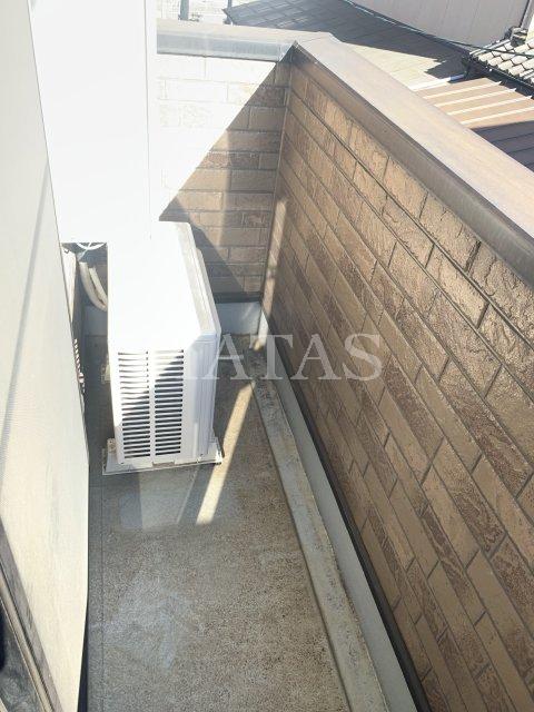 バルコニー　同物件別部屋です。