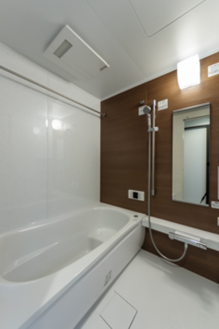 バス・シャワールーム　※写真は同タイプ住戸です。