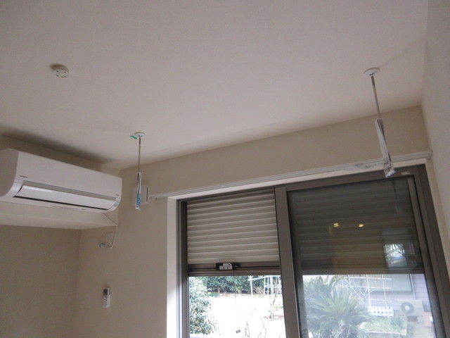 その他設備　★室内物干しフック＆防犯シャッター★