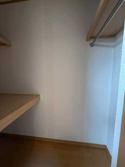 収納　同型モデル