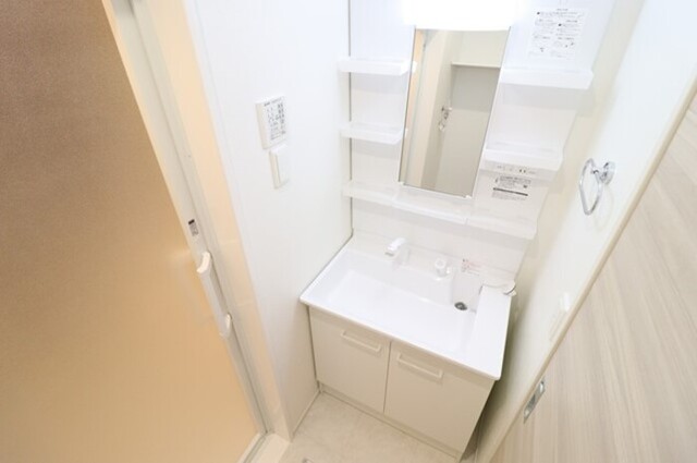 洗面設備　洗面室