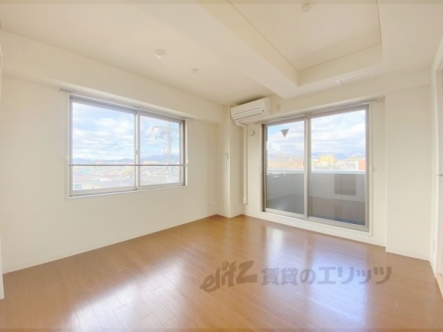 居室・リビング　洋室