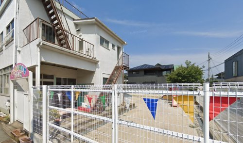 幼稚園・保育園　聖愛幼稚園（幼稚園・保育園）まで464m