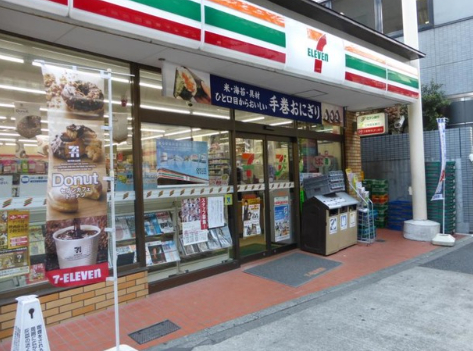 コンビニ　セブンイレブン西五反田店（コンビニ）まで117m