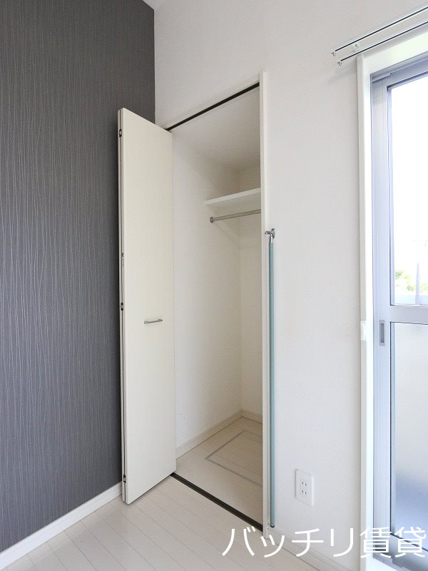 収納　画像は別号室タイプの為、現状を優先致します。