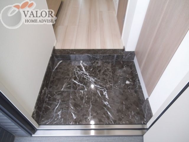 玄関　別号室タイプ