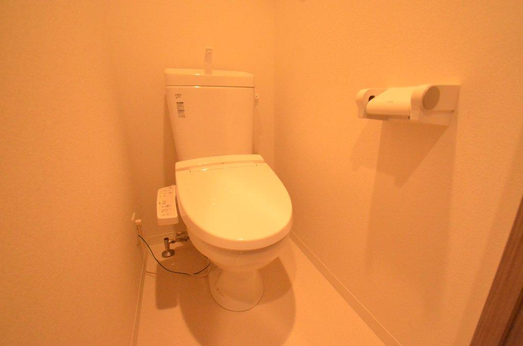 トイレ　シャワー付トイレ