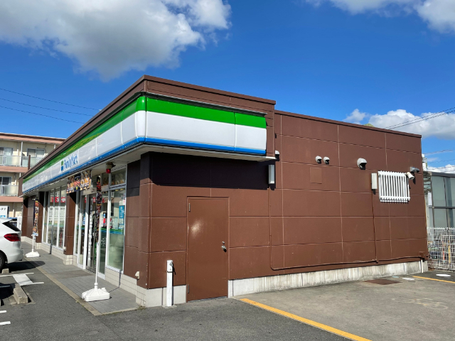 コンビニ　ファミリーマート豊明西川町店（コンビニ）まで337m