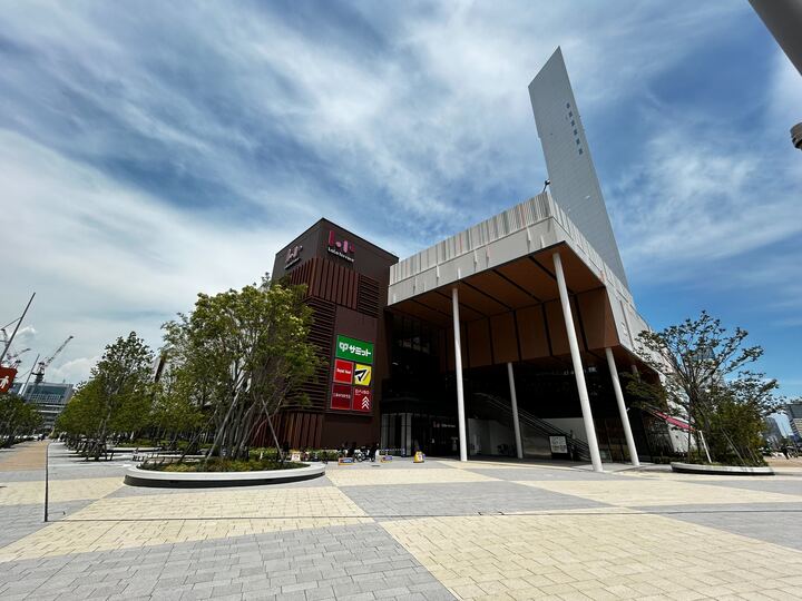 ショッピングセンター　ららテラスHARUMI FLUG（ショッピングセンター）まで463m