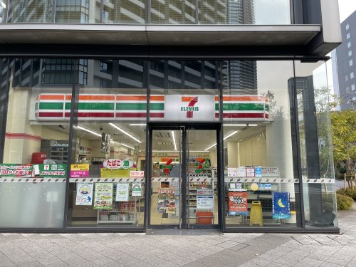 コンビニ　セブンイレブン 晴海3丁目店（コンビニ）まで706m