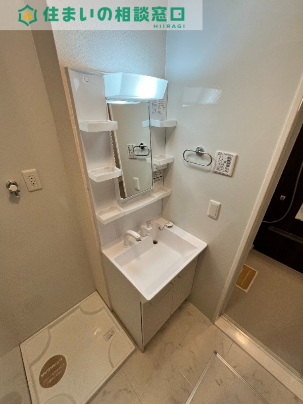 洗面設備　同型