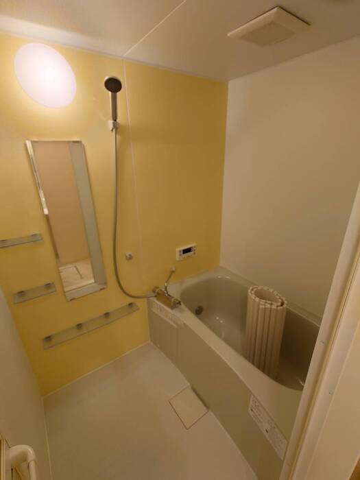 バス・シャワールーム　浴室です♪