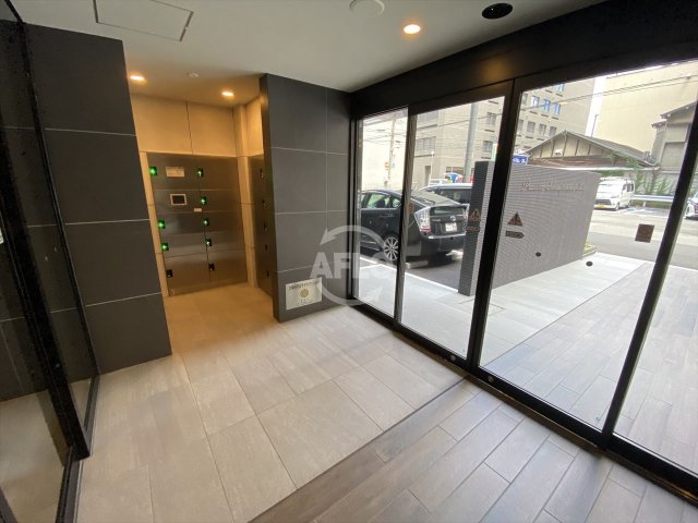 ロビー　プレサンス堺筋本町センティス　ロビー