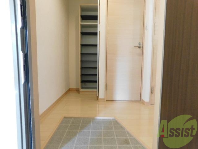 玄関　玄関です。