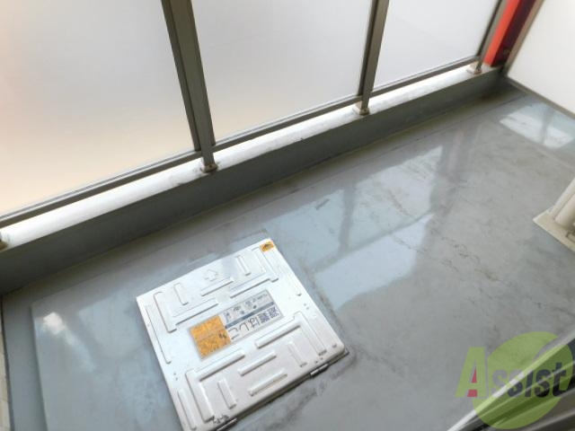 バルコニー　一般的なバルコニーです。