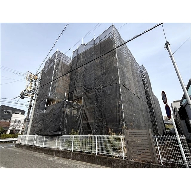 エントランス　建物外観