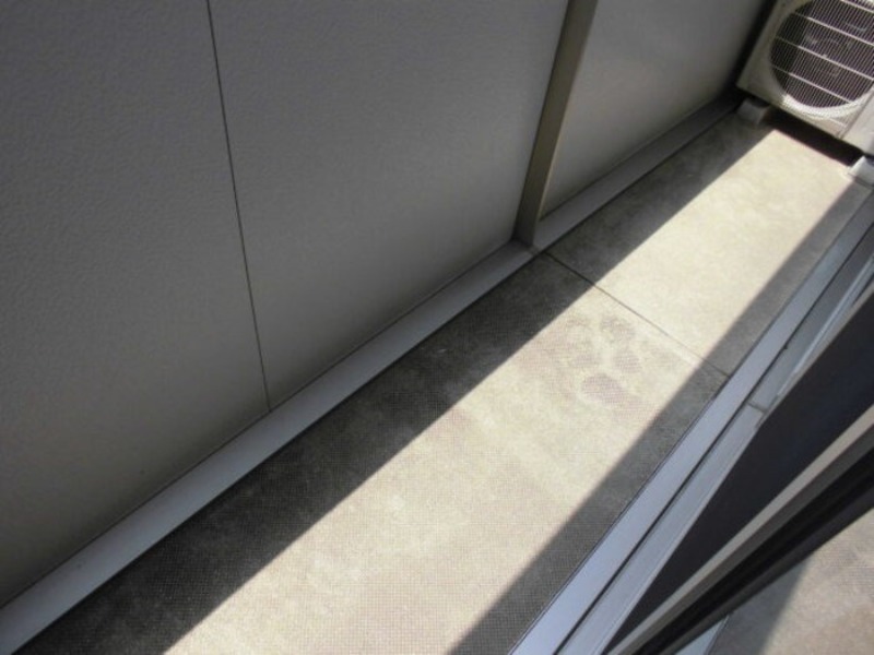 バルコニー　図面と現状に相違がある場合には現状を優先