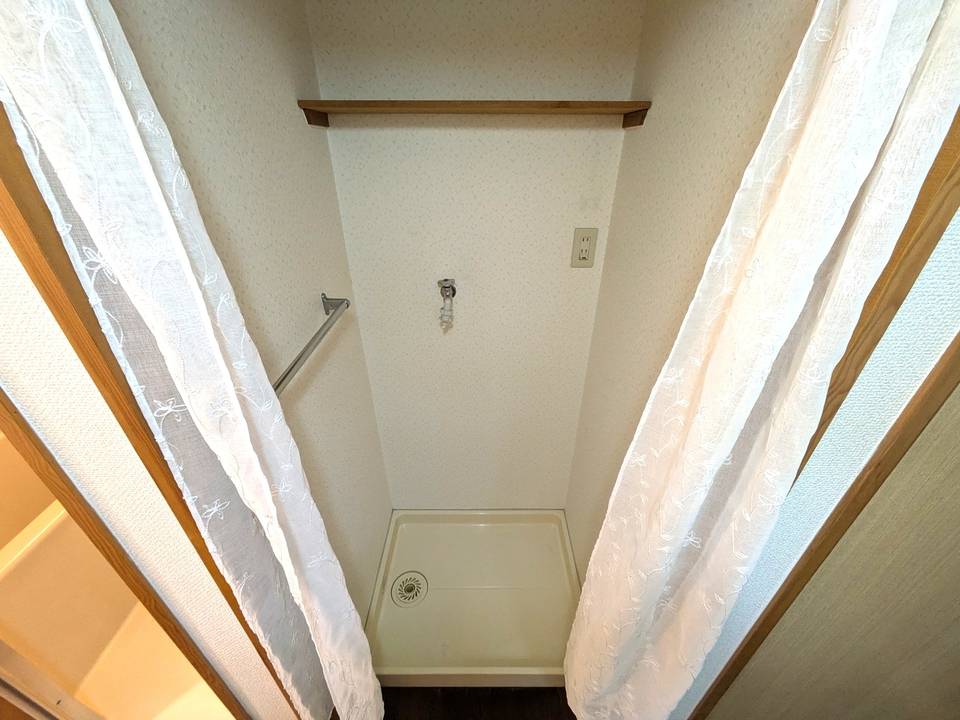 洗面設備　洗濯機置場